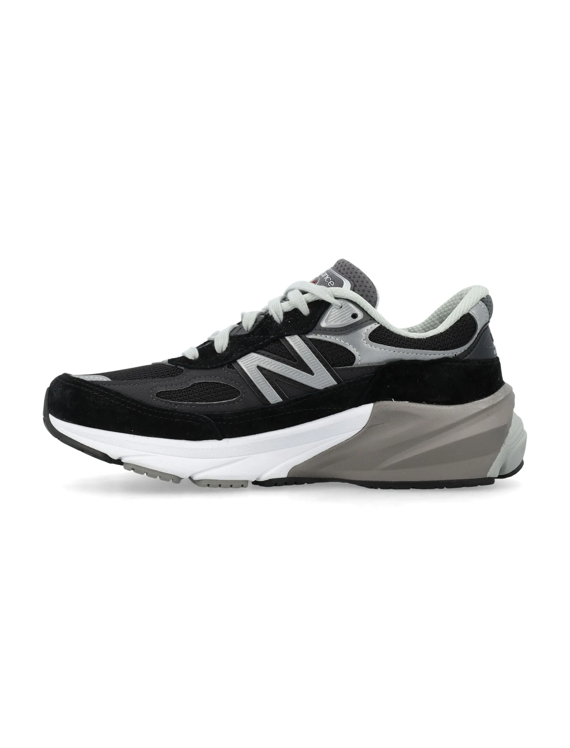 990 V6 SNEAKERS