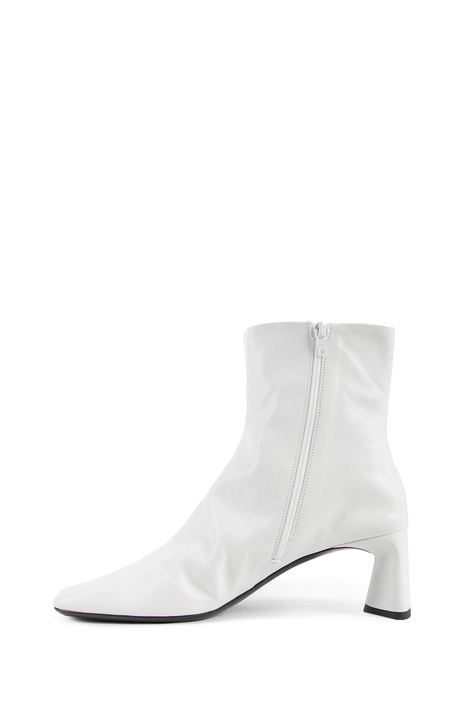 BALENCIAGA WOMAN OFF-WHITE BOOTS