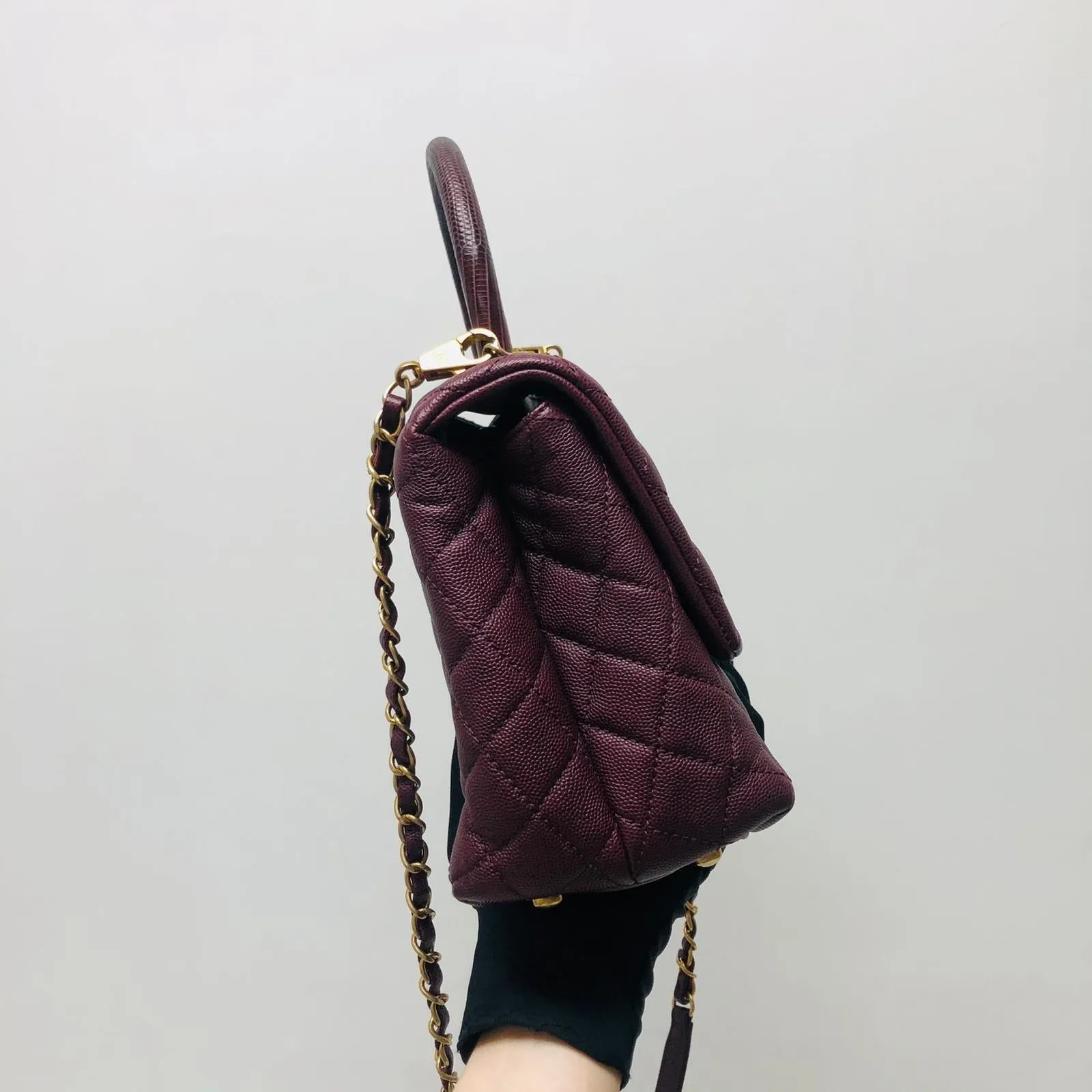 Burgundy Caviar Quilted Medium Coco Handle Flap