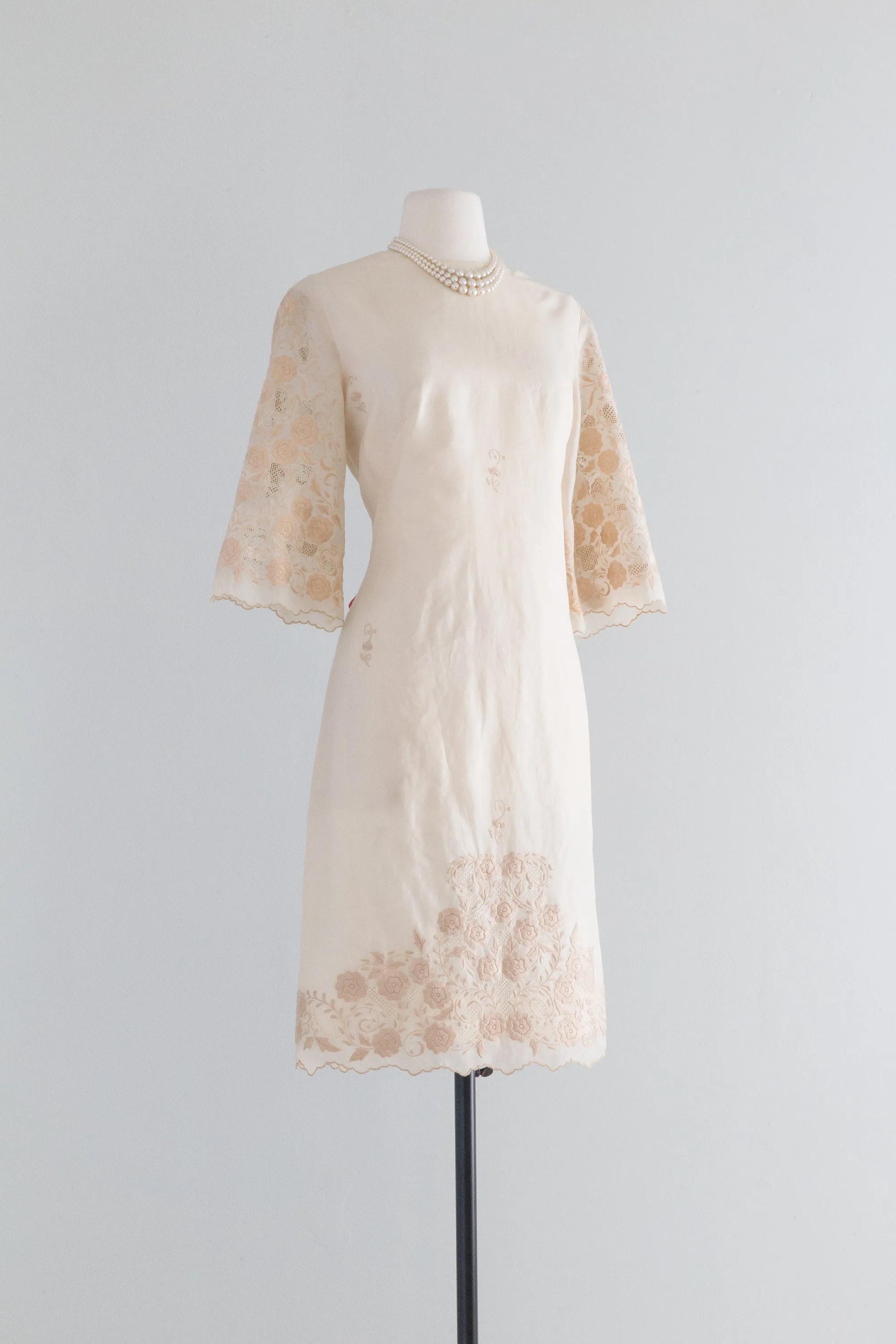 Darling 1960's Pina Silk Embroidered Shift Dress / ML