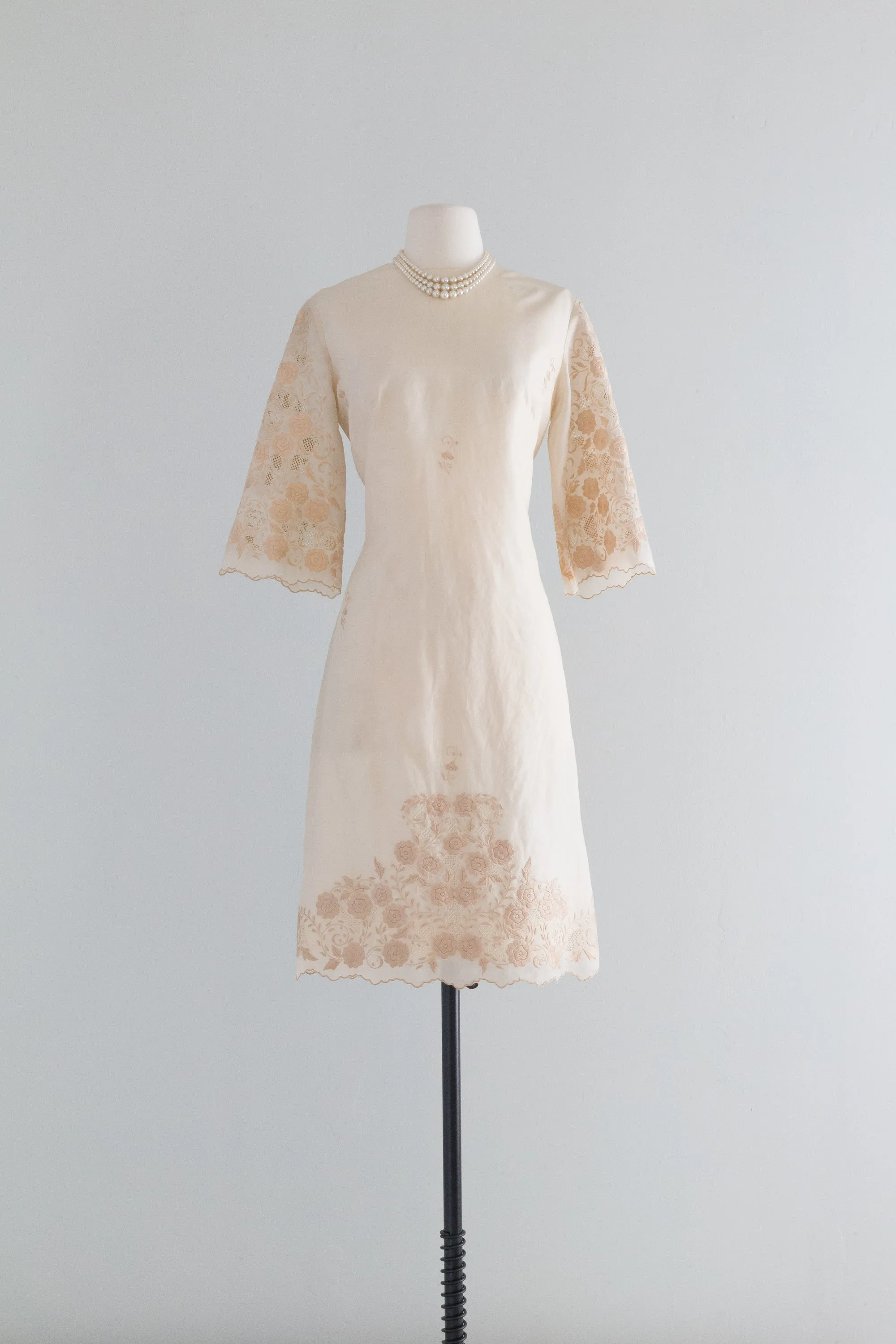 Darling 1960's Pina Silk Embroidered Shift Dress / ML