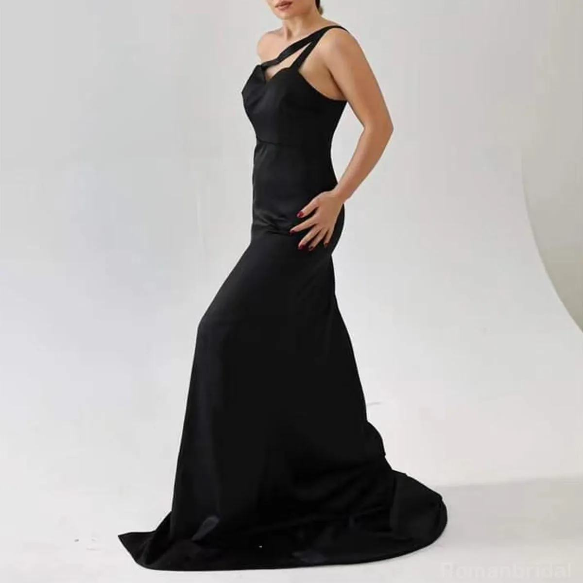 Elegant One Shoulder Mermaid Side Slit Black Side Slit Bridesmaid Dresses Online, BG426