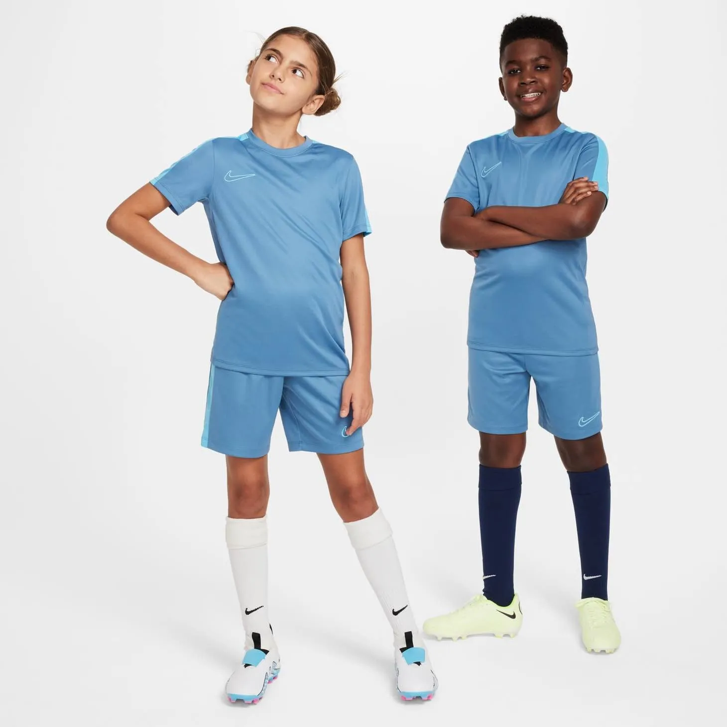 Nike Dri-FIT Academy23 Youth