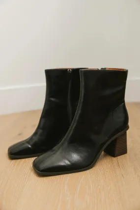 Vera Ankle Boots in Black - FINAL SALE