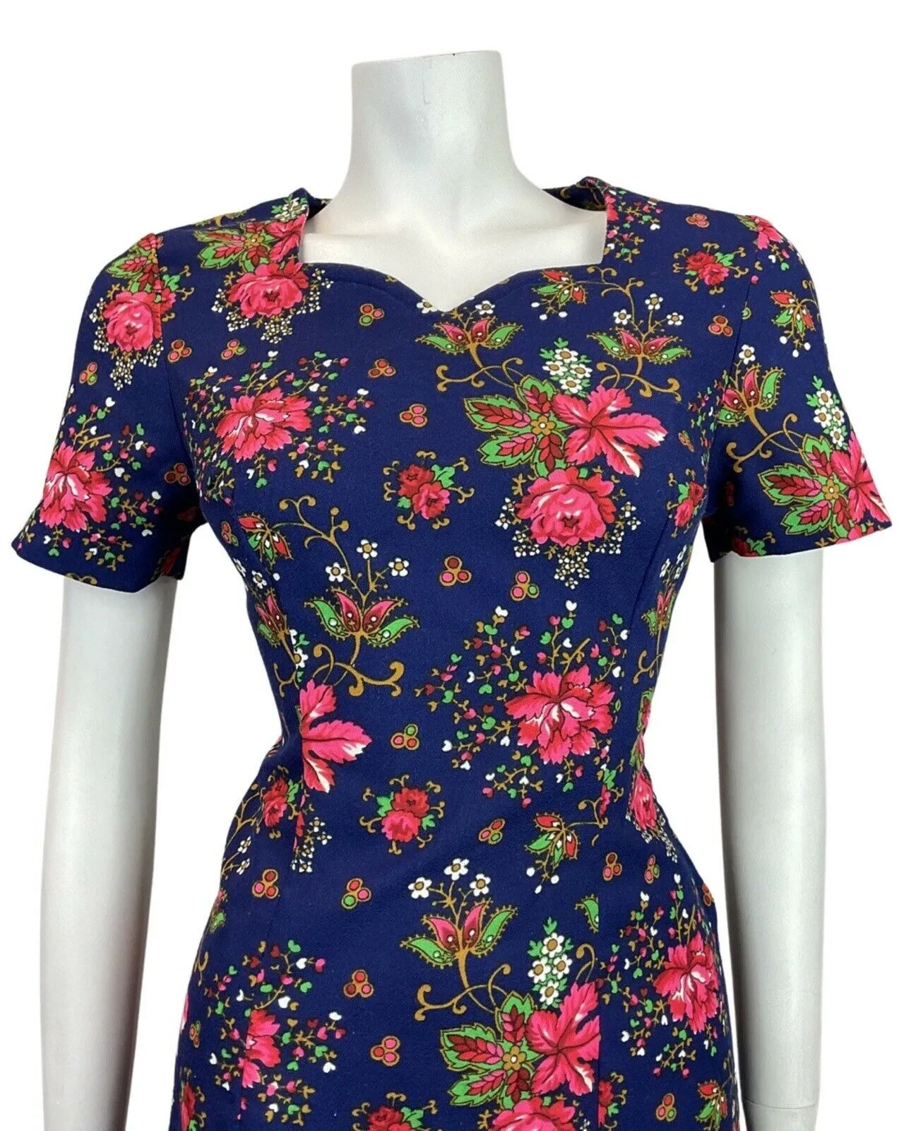 VINTAGE 60s 70s BLUE PINK GOLD GREEN FLORAL BOUQUET SWEETHEART SHORT DRESS 10